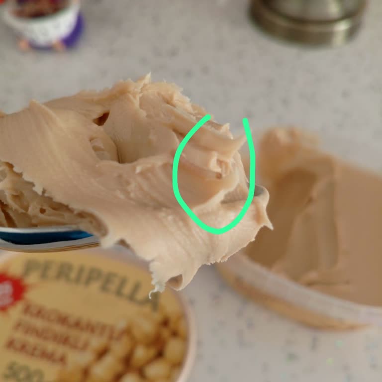 BİM'den Alınan Fındık Kremasında Kurt Çıkması Ve Sağlık Endişesi