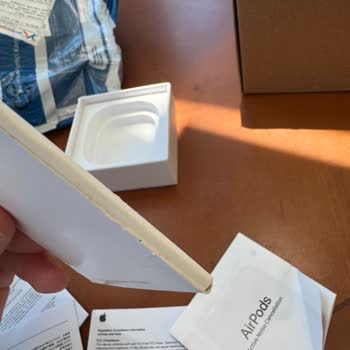 Trendyoldan Orijinal Diye Aldığım Airpods Replika Çıktı İade Süreci De Aksadı