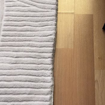 Evkur'dan Aldığım Defolu Halı Teslim Edilmiyor, Mağdur Edildim