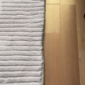 Evkur'dan Aldığım Defolu Halı Teslim Edilmiyor, Mağdur Edildim