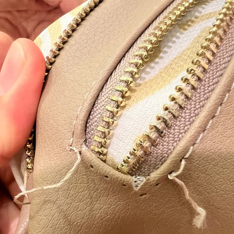 Hediye Çantada Kusur Ve İlgisiz Mağaza: Değişim Talebimiz Cevapsız Kaldı