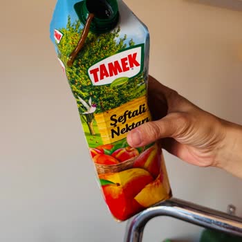 Meyve Suyunda Siyah Sümüksü Yabancı Madde Şoku