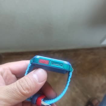 Saatimde Şarj Ve Sim Kart Kapağı Çürüdü, Yedek Parça Bulamıyorum