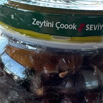 Kavlak Taş Baskı Zeytin Paketinde Küflenme Ve Yağ Sızdırma Sorunu, Firma Dönüş Yapmadı