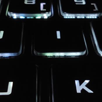 Asus Laptop Klavye Aydınlatma Sorunu Ve İade Mağduriyeti