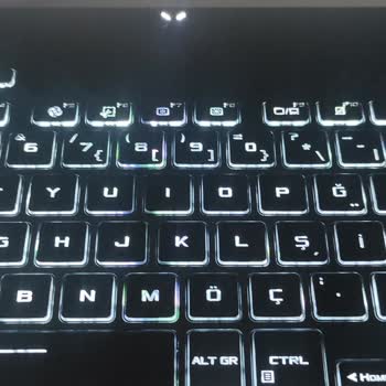 Asus Laptop Klavye Aydınlatma Sorunu Ve İade Mağduriyeti
