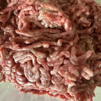 Bozuk Ve Kokan Ürünle Sağlığımız Tehlikeye Atıldı