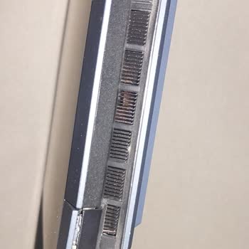 Servisten Hasarlı Ve Onarılmamış Laptop Geldi, Güvenim Sarsıldı
