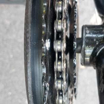 Serraro Bisiklet Orta Pedal Dişlisi Yamuk Dönüyor