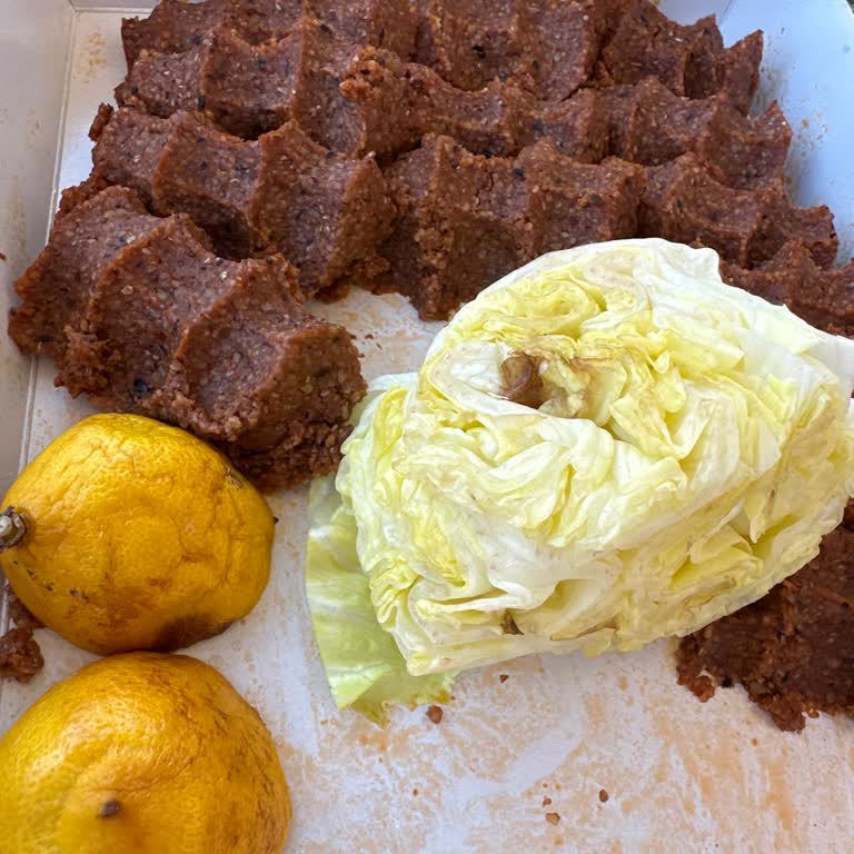 Bayat Ve Kalitesiz Ürün, İlgisiz Müşteri Hizmeti