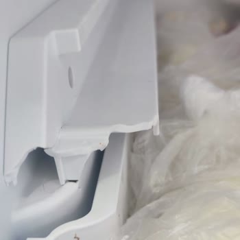 Bosch Buzdolabı ve Çamaşır Makinesiyle Yaşadığım Kırılma ve Arıza Mağduriyeti