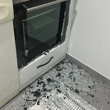Fırın Kapağı Patladı, Garanti Dışı Denilerek Yüksek Ücret Talep Edildi!