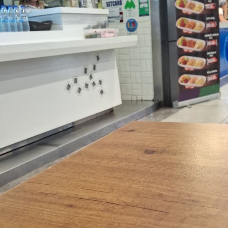 Çalışanınızın Yüksek Sesli Ve Uygunsuz Davranışları Müşteriyi Rahatsız Ediyor
