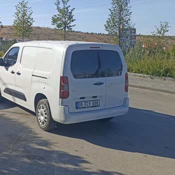 Kargo Şoförünün Tehlikeli Ve Saygısız Davranışları