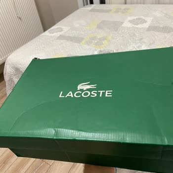 Ayakkabı Kutusu Paramparça Geldi, Teslimat Tam Bir Hayal Kırıklığı