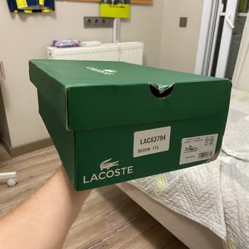 Ayakkabı Kutusu Paramparça Geldi, Teslimat Tam Bir Hayal Kırıklığı