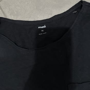 Şok Markette Çamaşır Suyu Dökülmesi Sonucu Kıyafetlerim Zarar Gördü