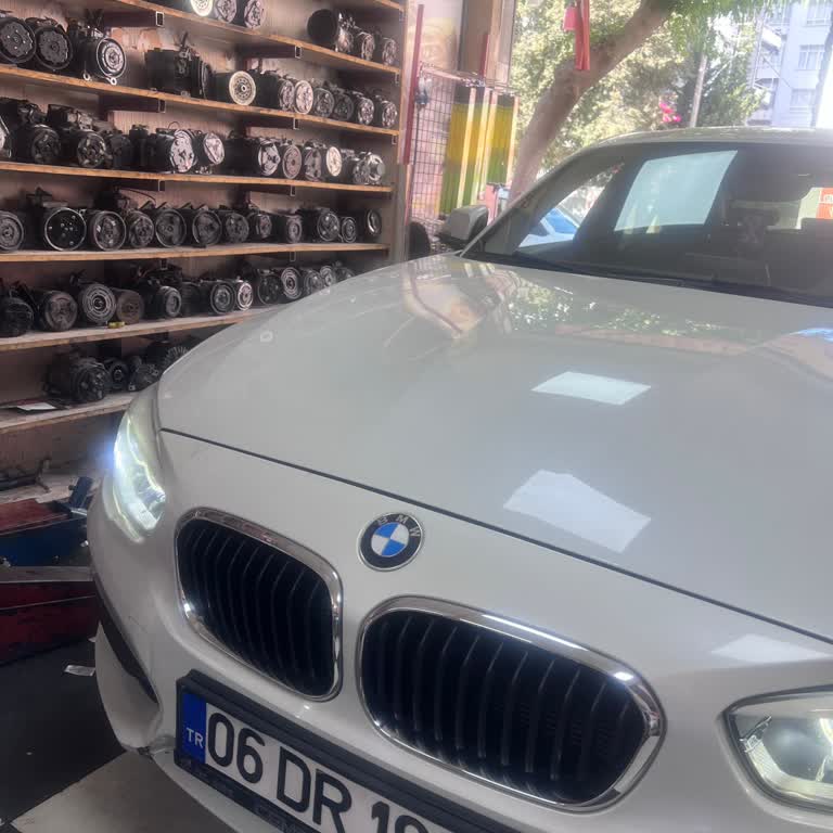 BMW 1.16 Cam Contası Güneşte Eridi Çatladı Çözüm Bekliyorum