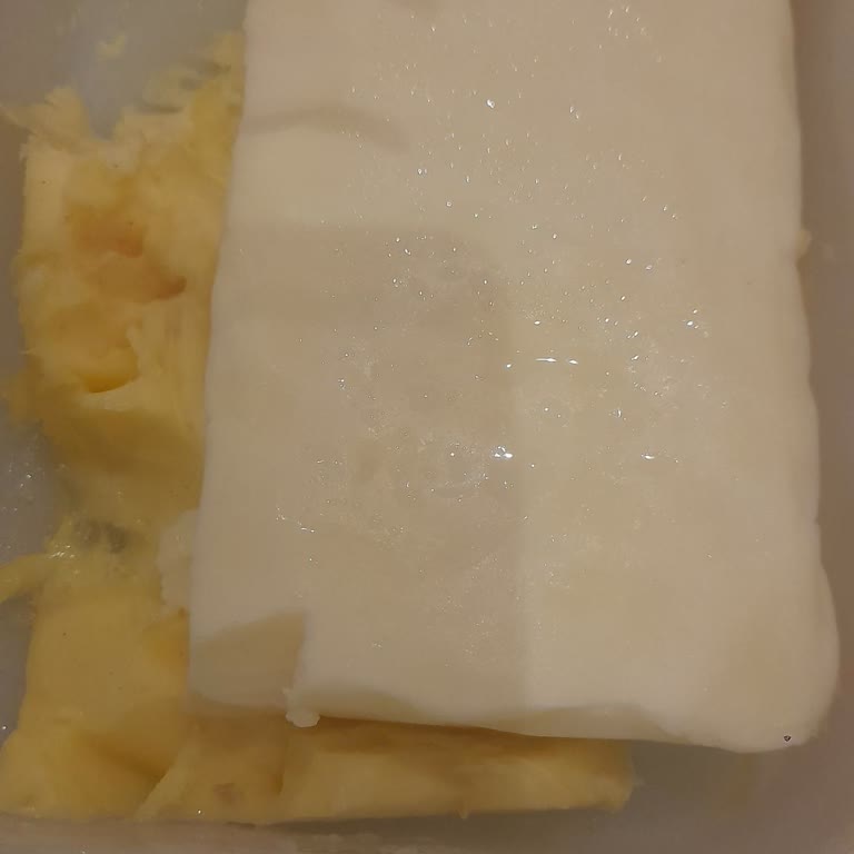 Aynı Markadan Aldığım Tereyağlarında Büyük Farklılık Ve Koku Problemi