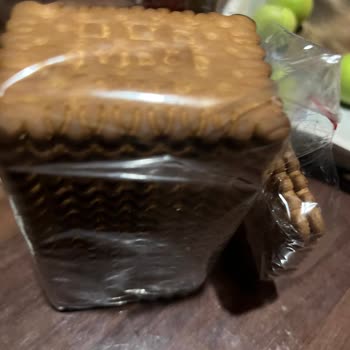 Eti Çifte Kavrulmuş Bisküvi Yanık Ve Tüketilemeyecek Durumda