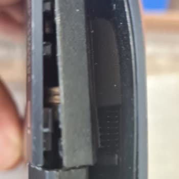 Servisten Kırık Dönen Bilgisayar Ve İlgisiz Kargo Şirketi