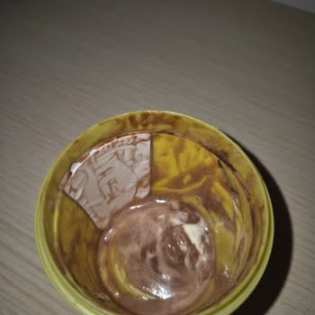 Dondurma İçinde Etiket Çıkması Nedeniyle Hayal Kırıklığı