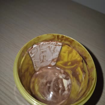 Dondurma İçinde Etiket Çıkması Nedeniyle Hayal Kırıklığı