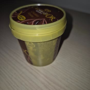 Dondurma İçinde Etiket Çıkması Nedeniyle Hayal Kırıklığı