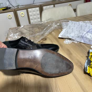 Düğün Öncesi Bana Kullanılmış Ve Hasarlı Ayakkabı Gönderildi, Mağdur Oldum