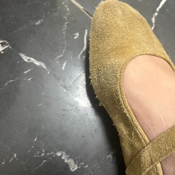 Zara'dan Alınan Babet 1 Haftada Deforme Oldu, İpler Sürekli Kopuyor
