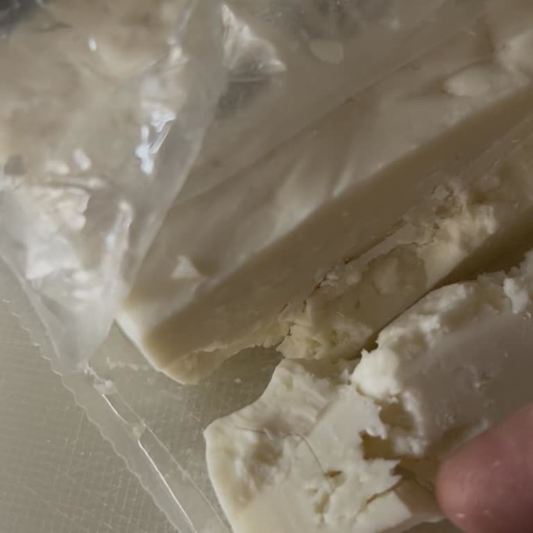 Sütaş Peynirden Kıl Çıktı