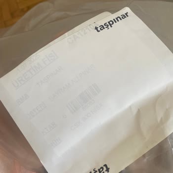 Gece Teslim Edilen Hatalı Ve Başka Müşterilere Ait Sandalyelerle Hayal Kırıklığı