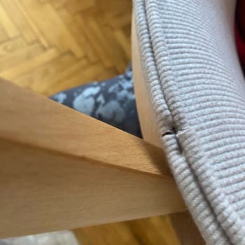 Gece Teslim Edilen Hatalı Ve Başka Müşterilere Ait Sandalyelerle Hayal Kırıklığı