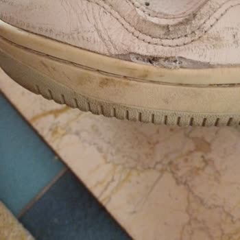 Aldığım Tommy Hilfiger Ayakkabı Kısa Sürede Deforme Oldu, Mağduriyetim Giderilmedi