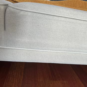 Aldığım Koltuklar Soyulmaya Başladı, Müşteri Hizmetlerinden Çözüm Alamıyorum