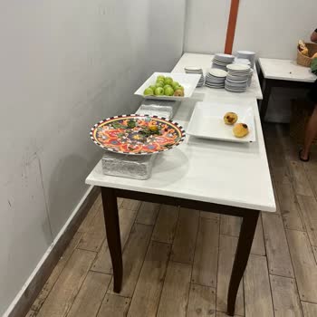 Aldığımız Hizmet Paketine Rağmen Oda Ve İkram Eksikliği