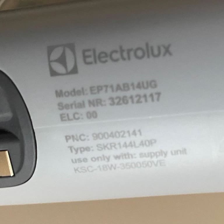 Electrolux Dikey Süpürge Borusu Tırnağı Sürekli Kırılıyor, Yedek Parça Fiyatları Uçtu
