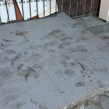 BİM Mağazasının Gece Sevkiyatı Ve Temizlik Sorunları