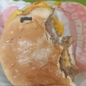 Burger King Double Cheeseburger Menüden Kağıt Çıktı!