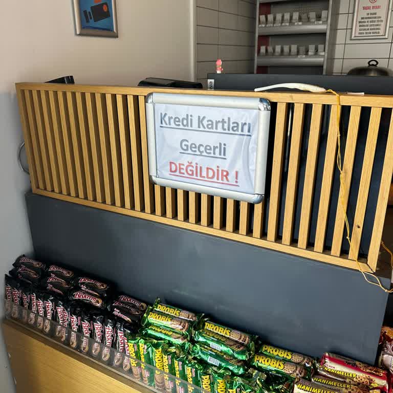 Tüvtürk Şubesinde Kredi Kartı Kabul Edilmemesi Şaşkınlığı