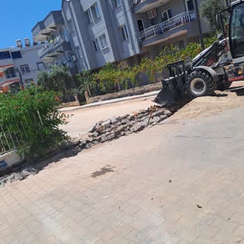 Didim'de Turizm Sezonunda Devam Eden Yer Altı Çalışmalarından Şikayetçiyim