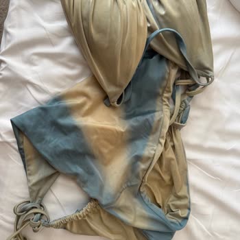 Bikini Renk Değişimi: Kalite Hayal Kırıklığı