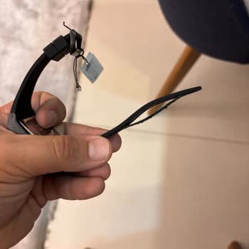 Saat & Saat Arızalı Saat ve Yetersiz Müşteri Hizmeti Deneyimi