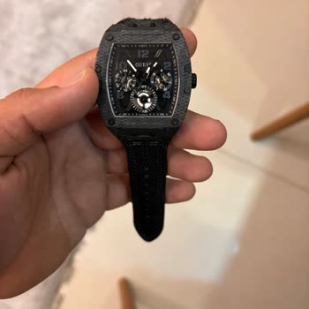 Saat & Saat Arızalı Saat ve Yetersiz Müşteri Hizmeti Deneyimi