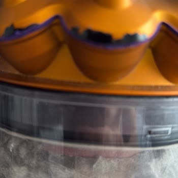 Dyson V15 Süpürgede Kalite Sorunları Ve Yetersiz Müşteri Hizmetleri Deneyimi