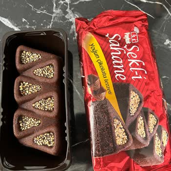 Son Kullanma Tarihi Geçmiş Ürün Satışı Ve İletişim Sorunu