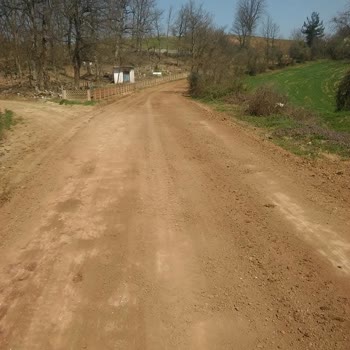 Bursa Büyükşehir Belediyesi Köy Yolumuzun Asfaltlanmaması ve İlgisizlik