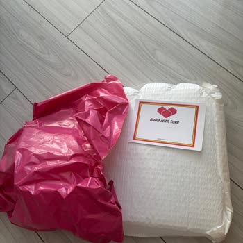 Öncelikli Siparişim Geç Teslim Edildi, Hediye Paketi Ve Not Eksik, İade Süreci De Sorunlu