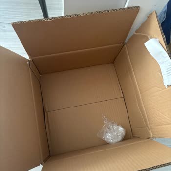 Öncelikli Siparişim Geç Teslim Edildi, Hediye Paketi Ve Not Eksik, İade Süreci De Sorunlu