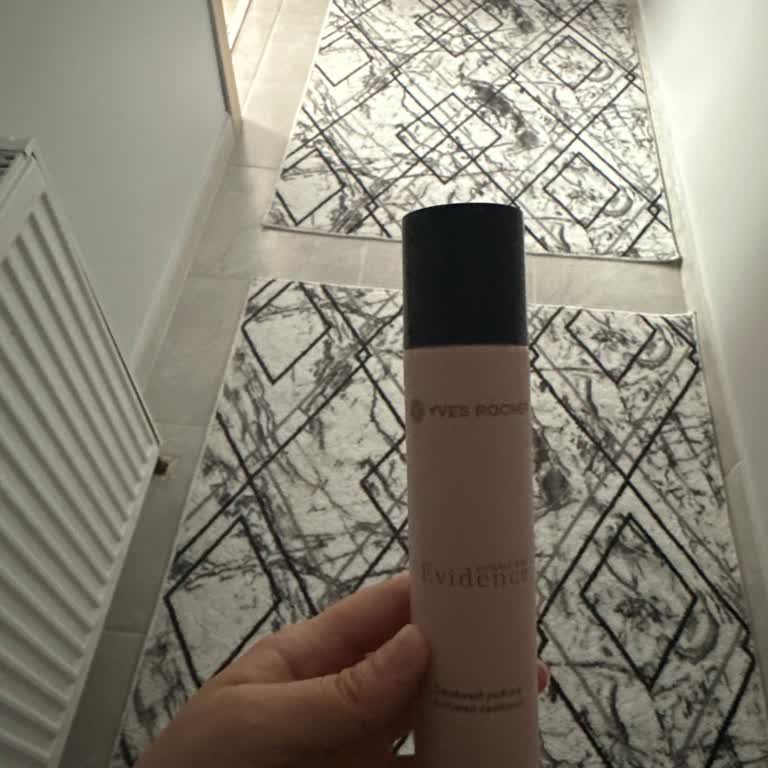 Yves Rocher Deodorantlarım Neredeyse Yarıya Kadar Boş Geldi